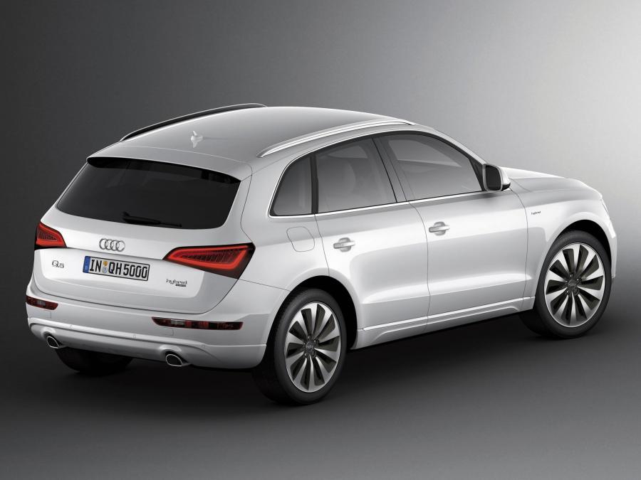 Audi Q5 Hybrid Quattro (8R) 2012 года  (WW) (фото 4 из 6)